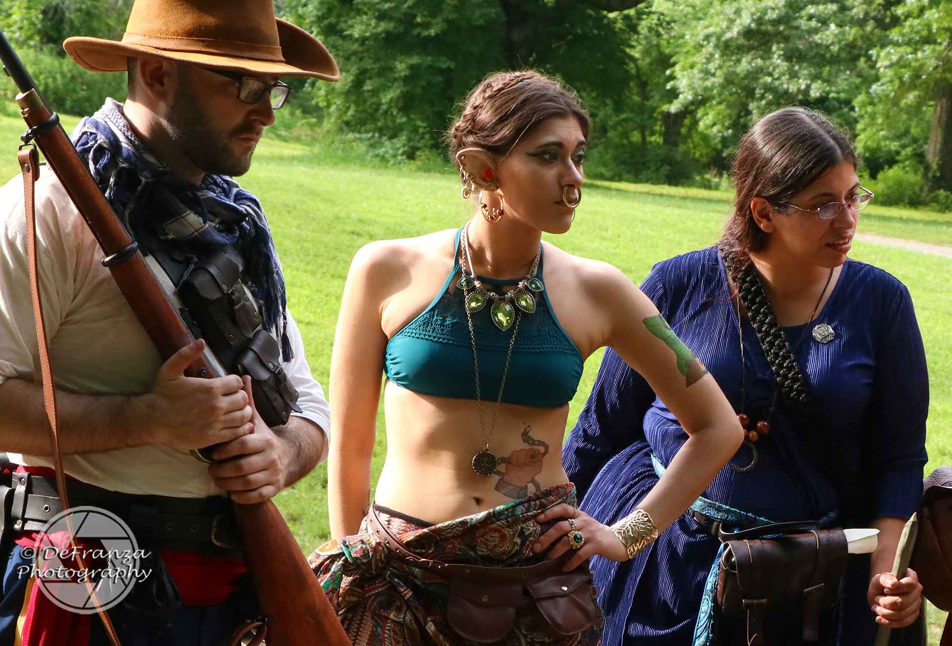 Cobus, Oakley, and Ilana Observe